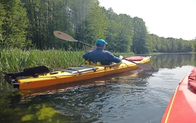 Spływ kajakowy rzeką Piławą - spokojne wody i dzika przyroda